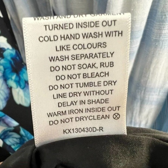 Keepsake the Label NWT Womens M Dancing in the Street Sheath Floral Dress - Picture 9 of 9